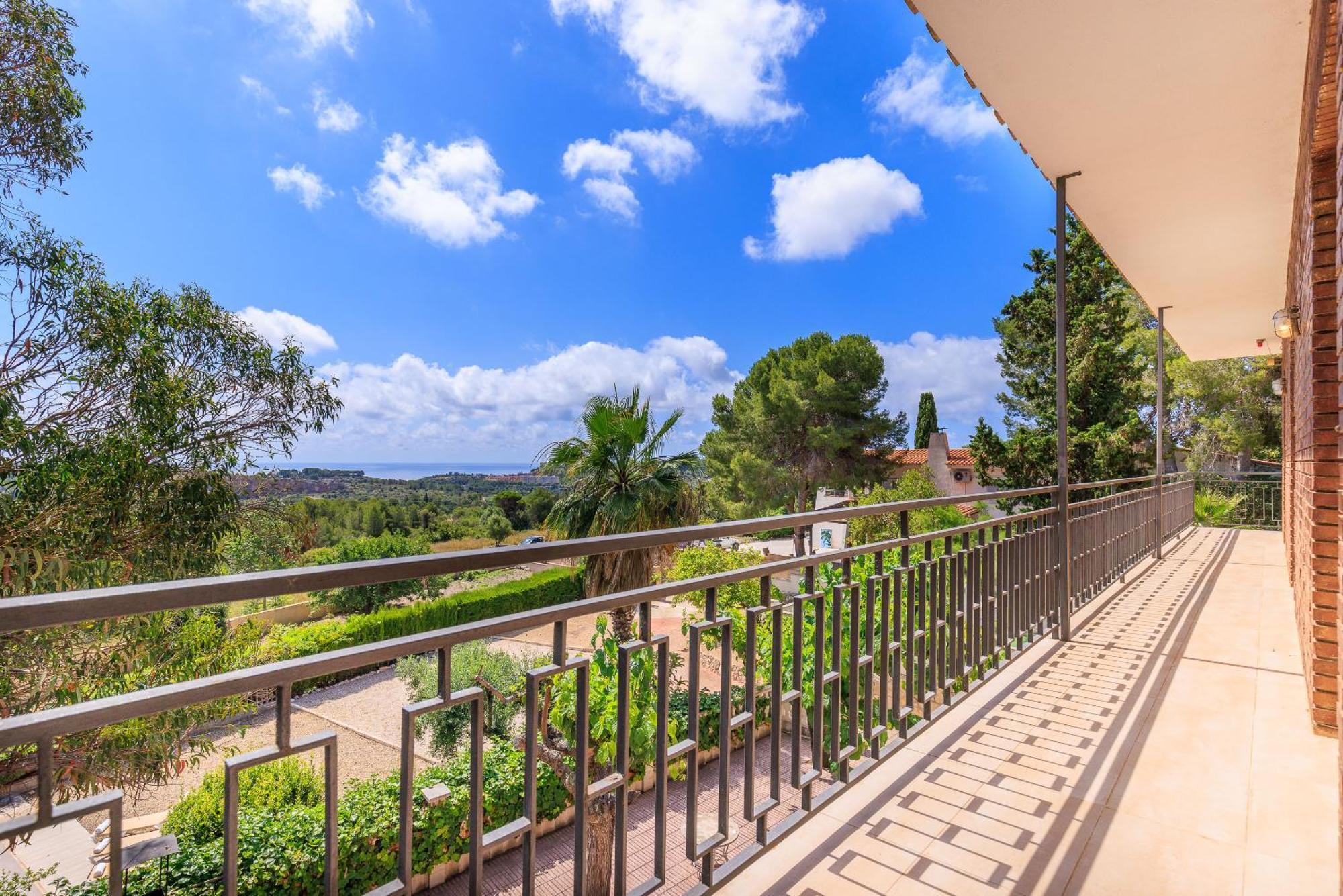 Villacel Planet Costa Dorada Villa